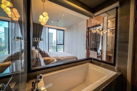 Studio dans le Condo à Khlong Toei, Bangkok, Thaïlande  № 138901 - photo 12