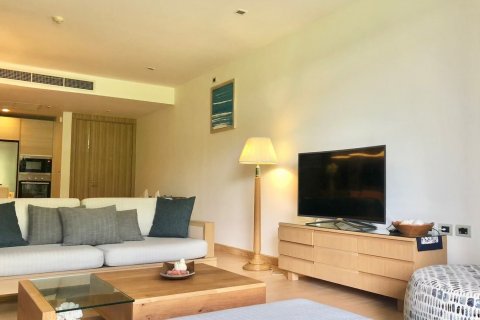 Condo in Mai Khao, Thailand, 5 bedrooms  № 138904 - photo 5