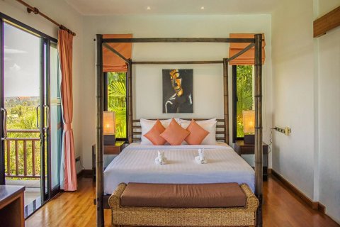 Villa in Ko Samui, Thailand 3 bedrooms № 180186 - photo 11