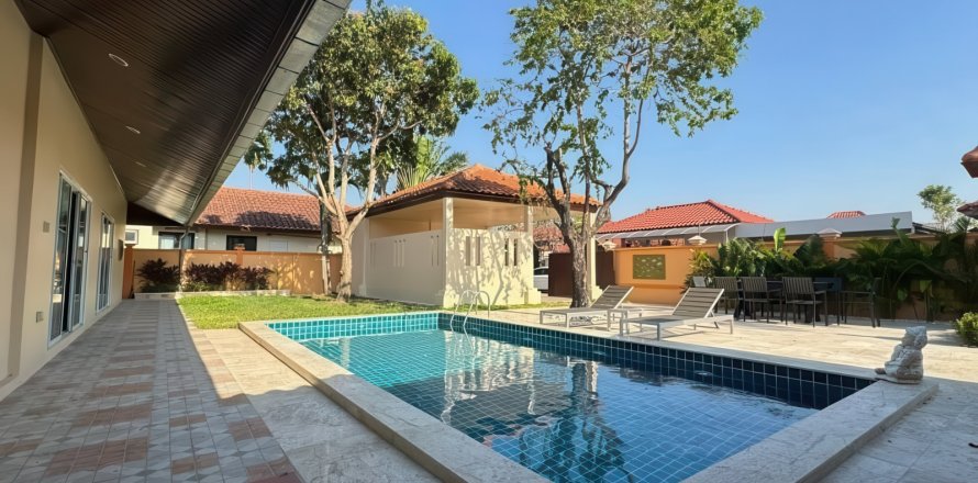 Maison à Pattaya, Thaïlande 4 chambres № 155659