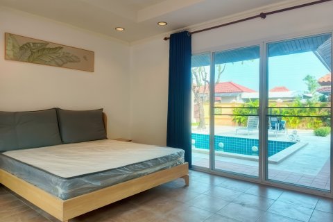 Maison à Pattaya, Thaïlande 4 chambres № 155659 - photo 6