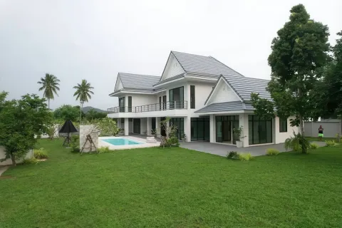 Villa in Pattaya, Thailand 3 bedrooms № 155663