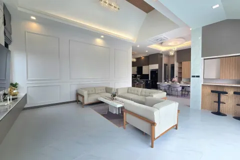 Villa à Pattaya, Thaïlande 3 chambres № 155660 - photo 8