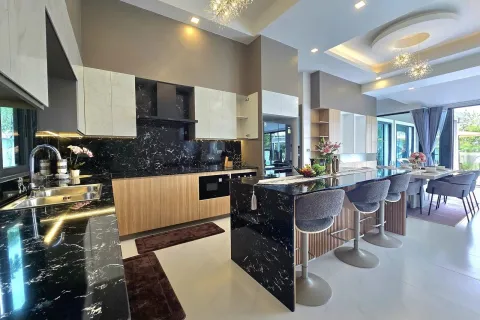 Villa à Pattaya, Thaïlande 3 chambres № 155660 - photo 12