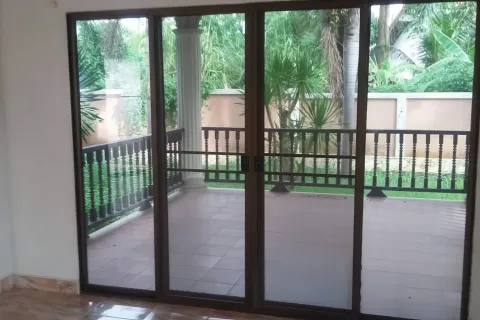 Maison à Pattaya, Thaïlande 3 chambres № 155661 - photo 10