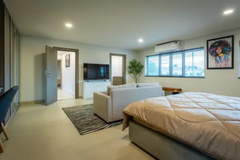 Villa in Pattaya, Thailand 4 bedrooms № 155664 - photo 28