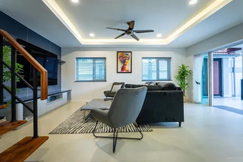 Villa in Pattaya, Thailand 4 bedrooms № 155664 - photo 14