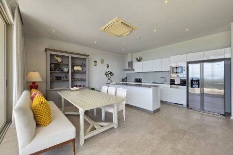 Condo in Pattaya, Thailand, 2 bedrooms  № 136148 - photo 21