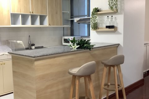 Кондоминиум с 2 спальнями в Ваттхане, Бангкок, Таиланд № 136151 - фото 3