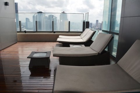 Studio dans le Condo à Sathon, Bangkok, Thaïlande  № 171228 - photo 17