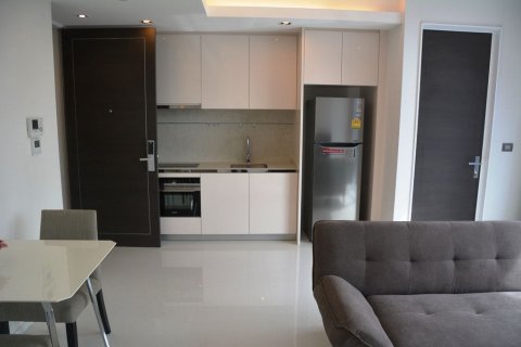 Studio dans le Condo à Sathon, Bangkok, Thaïlande  № 171228 - photo 6