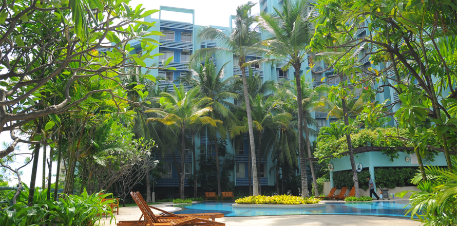 Apartment in Bangkok, Thailand 4 bedrooms № 190216