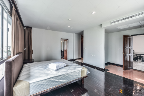 Appartement à Bangkok, Thaïlande 4 chambres № 190215 - photo 3