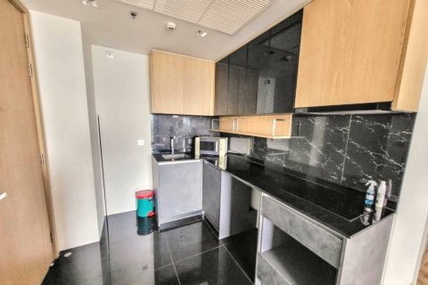 Кондоминиум с 2 спальнями в Чатучаке, Бангкок, Таиланд № 116910 - фото 2