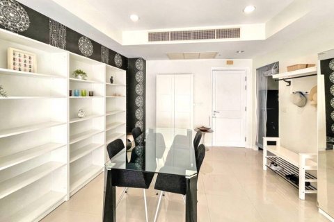 Condo in Bangkok, Thailand, 1 bedroom  № 116915 - photo 5