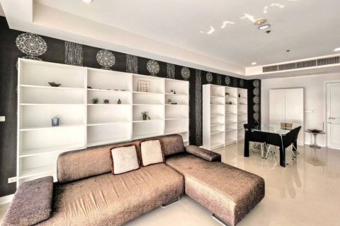 Condo in Bangkok, Thailand, 1 bedroom  № 116915 - photo 3