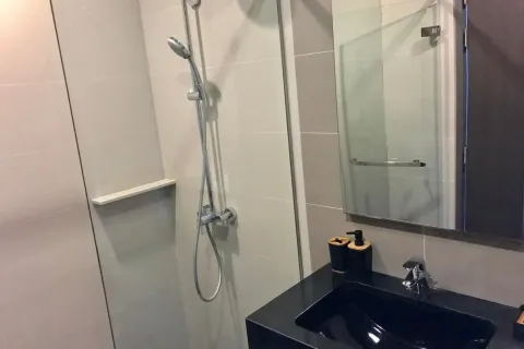 Studio in the Condo in Watthana, Bangkok, Thailand  № 173725 - photo 5