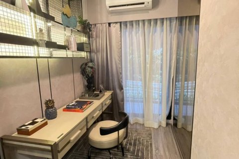 Condo in Bangkok, Thailand, 1 bedroom  № 120198 - photo 7