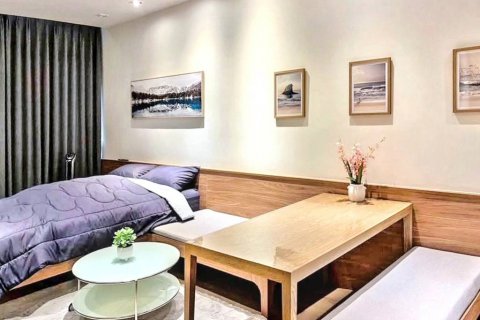 Condo in Bangkok, Thailand, 1 bedroom  № 120195 - photo 4