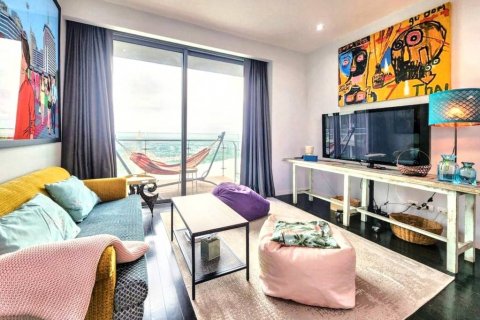 Condo in Bangkok, Thailand, 2 bedrooms  № 120196 - photo 6