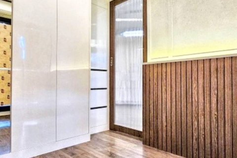 Condo in Bangkok, Thailand, 1 bedroom  № 120194 - photo 2