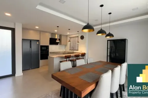 Casa de 3 dormitorios en Pattaya, Tailandia № 211253 - foto 9