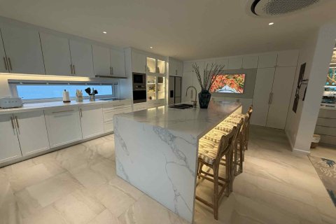 Вилла в Хуа Хине, Таиланд с 4 спальнями  № 147795 - фото 15