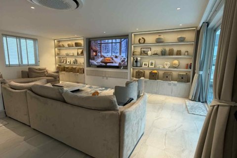 Вилла в Хуа Хине, Таиланд с 4 спальнями  № 147795 - фото 5