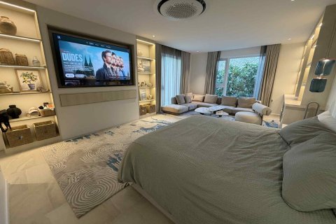 Вилла в Хуа Хине, Таиланд с 4 спальнями  № 147795 - фото 23