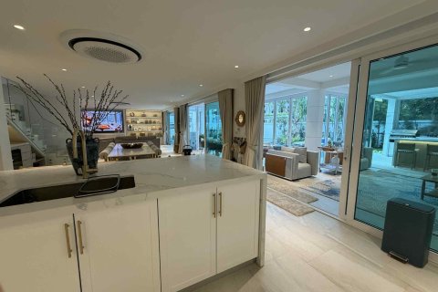 Вилла в Хуа Хине, Таиланд с 4 спальнями  № 147795 - фото 14