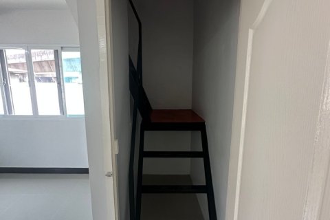 Шопхаус в Банг-Кхо-Лаеме, Бангкок, Таиланд  № 147791 - фото 13