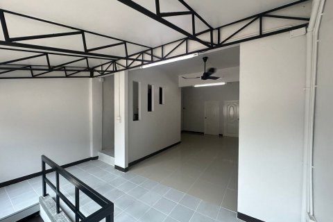 Шопхаус в Банг-Кхо-Лаеме, Бангкок, Таиланд  № 147791 - фото 6