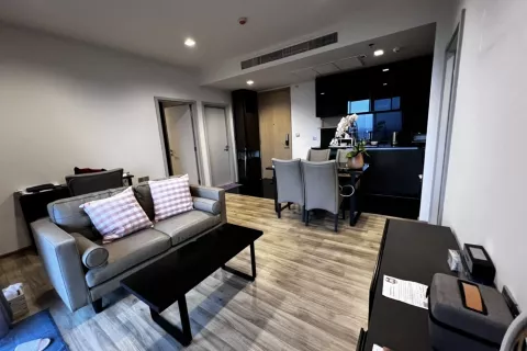 Condo in Chatuchak, Bangkok, Thailand, 2 bedrooms  № 137632 - photo 4