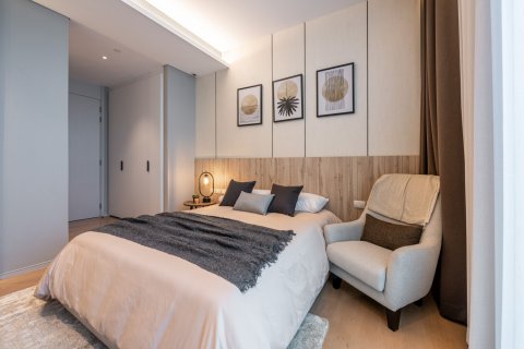 Condo in Bangkok, Thailand, 2 bedrooms  № 143175 - photo 7