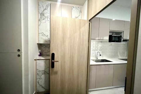 Condo in Bangkok, Thailand, 1 bedroom  № 143177 - photo 8