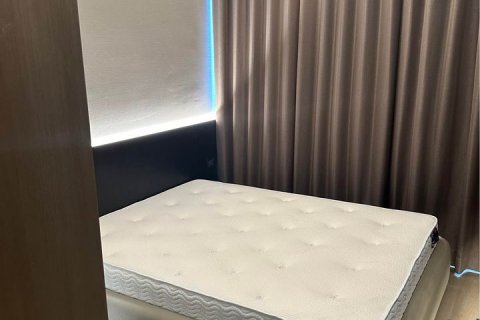 Condo in Bangkok, Thailand, 2 bedrooms  № 143174 - photo 5