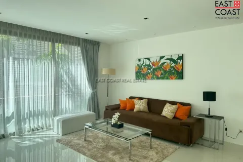 Estudio en el condominio en Pattaya, Tailandia № 213088 - foto 2
