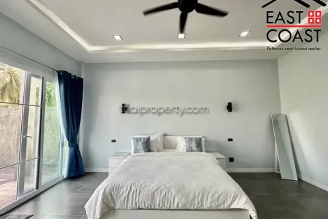 Casa de 3 dormitorios en Pattaya, Tailandia № 213093 - foto 13
