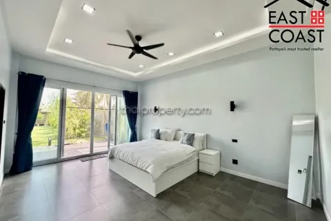 Casa de 3 dormitorios en Pattaya, Tailandia № 213093 - foto 12