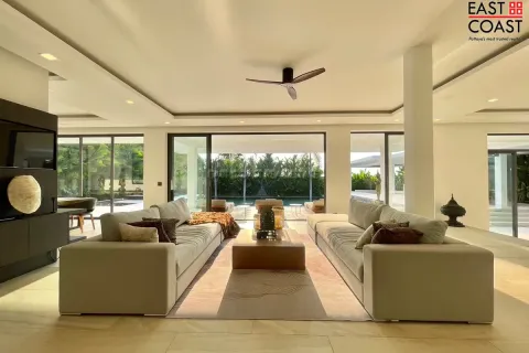 Casa de 4 dormitorios en Pattaya, Tailandia № 213091 - foto 18