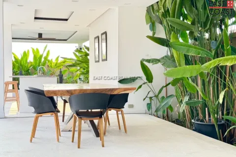 Casa de 4 dormitorios en Pattaya, Tailandia № 213091 - foto 6