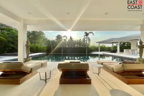 Maison à Pattaya, Thaïlande 4 chambres № 213091