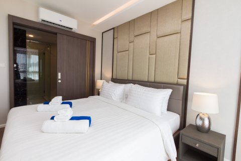 Appartement à Phuket, Thaïlande 2 chambres № 136045 - photo 21