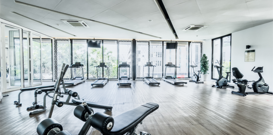 Condo in Bangkok, Thailand, 2 bedrooms  № 188534