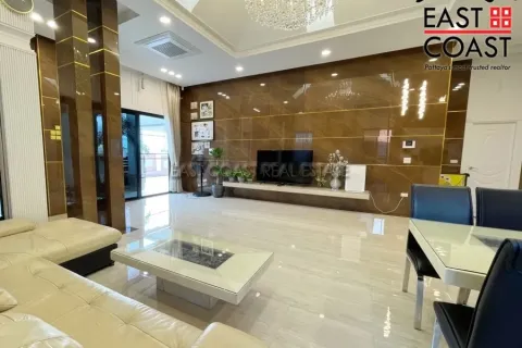 Casa de 3 dormitorios en Pattaya, Tailandia № 212988 - foto 7