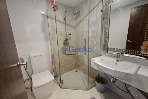Condo in Pattaya, Thailand, 2 bedrooms  № 204633 - photo 13