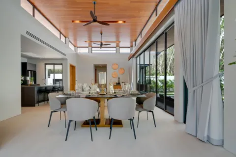 Villa in Phuket, Thailand 3 bedrooms № 177829 - photo 3