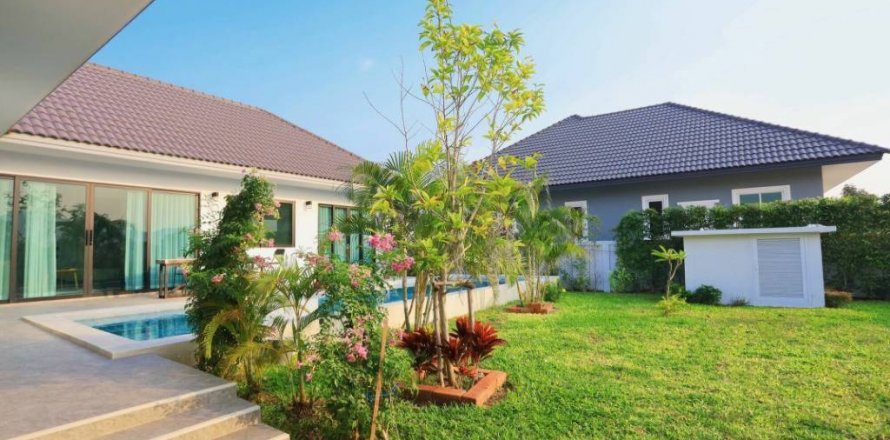 Villa in Cha-am, Thailand 3 bedrooms № 116899