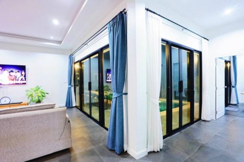 Villa in Cha-am, Thailand 3 bedrooms № 116899 - photo 8