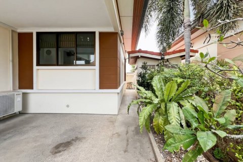 Вилла в Хуа Хине, Таиланд с 3 спальнями  № 116898 - фото 10